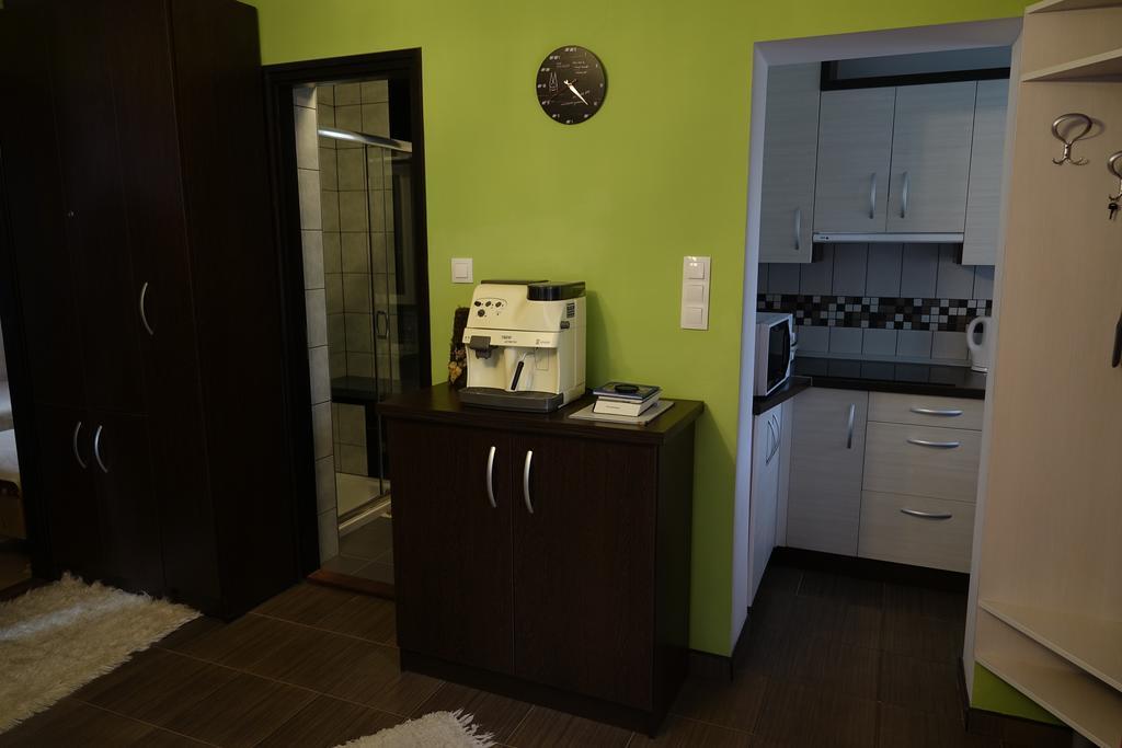 Mesteri Apartman Exterior foto